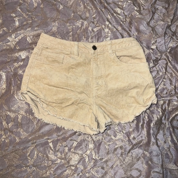 Cute shorts - Picture 1 of 1